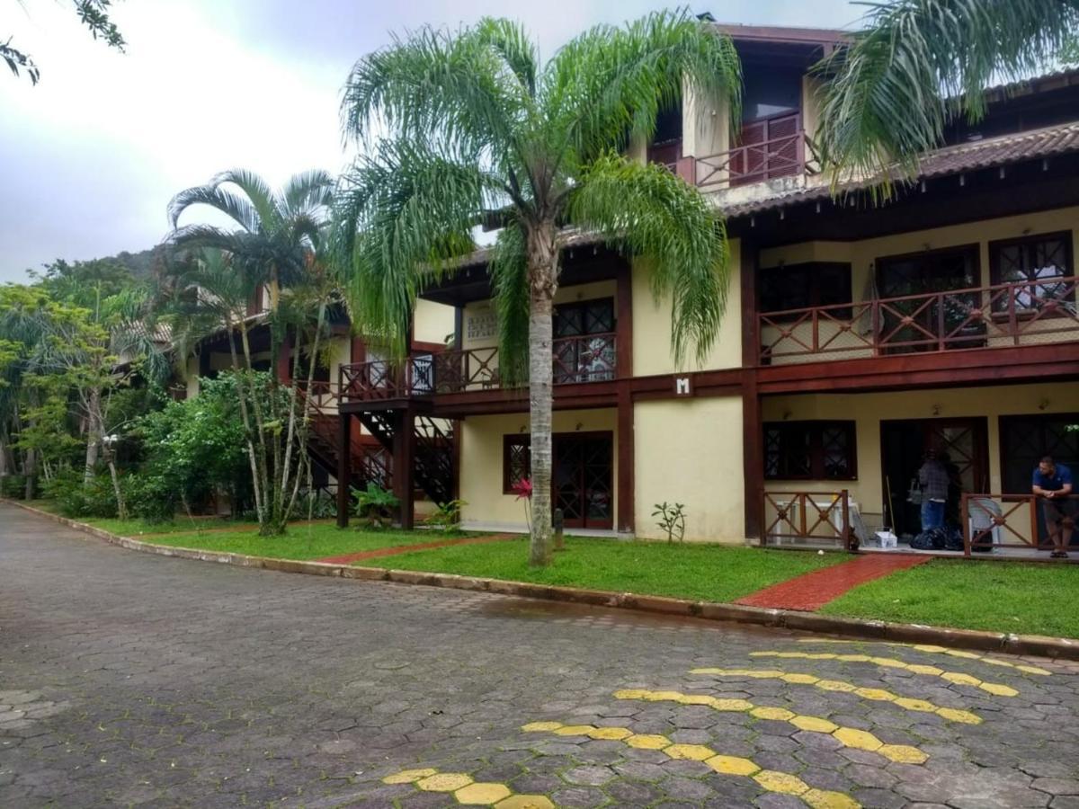 Flat Em Maresias - Em Frente A Praia Bagian luar foto