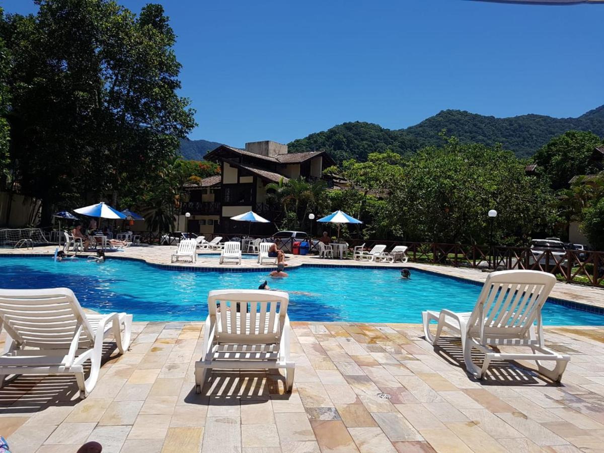 Flat Em Maresias - Em Frente A Praia Bagian luar foto