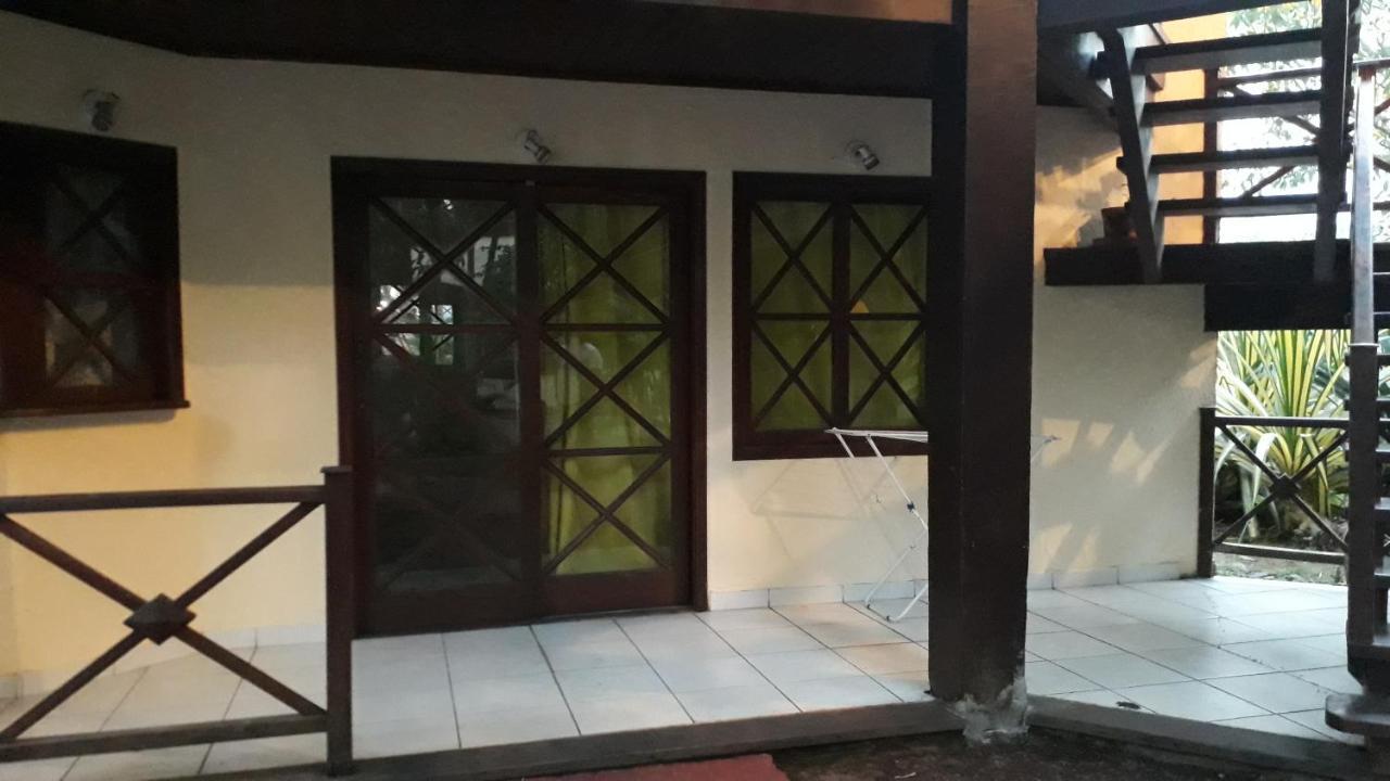 Flat Em Maresias - Em Frente A Praia Bagian luar foto
