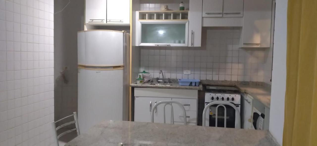 Flat Em Maresias - Em Frente A Praia Bagian luar foto